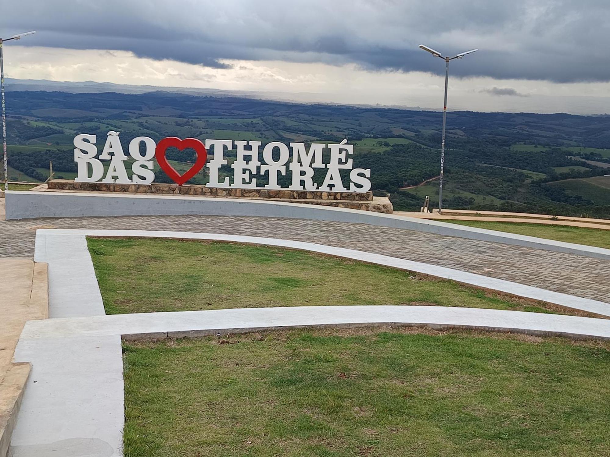 Suites Montanha Das Letras Сан-Томе-дас-Летрас Номер фото